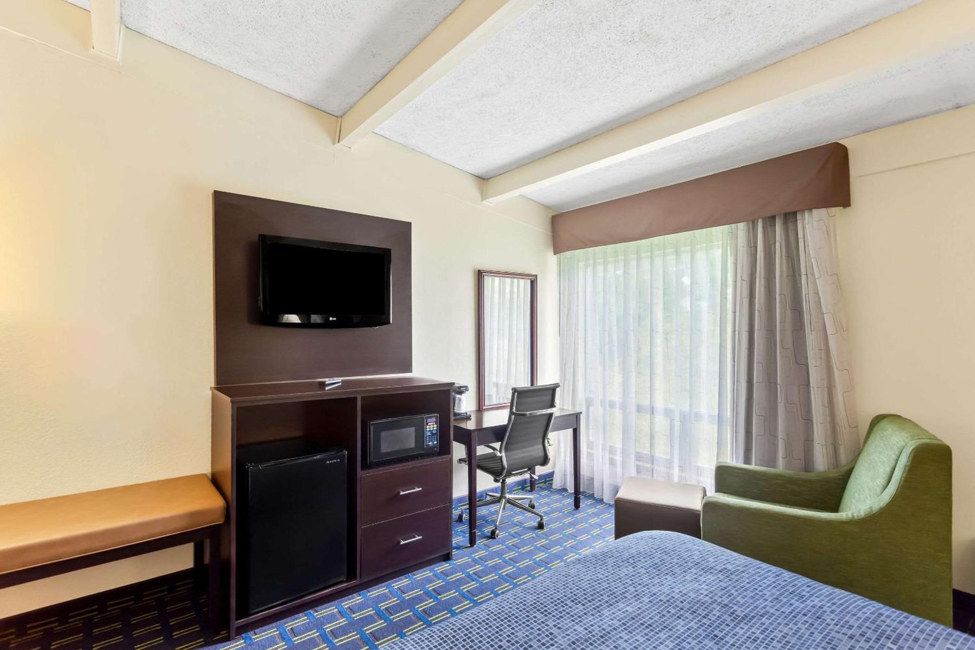 Econo Lodge Waynesboro - Skyline Drive Kültér fotó